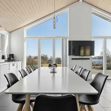 Sea View And Space For The Whole Family Semesterbostad