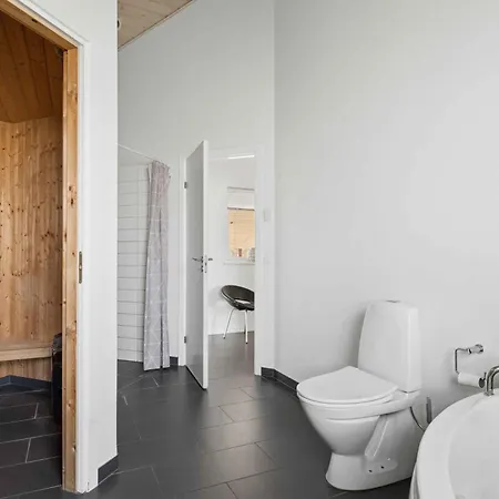 Hébergement de vacances Sea View And Space For The Whole Family *