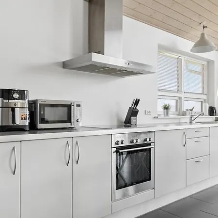 Sea View And Space For The Whole Family