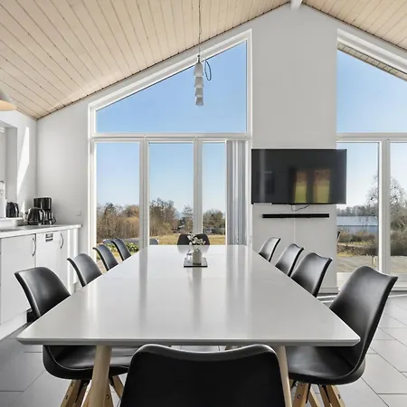 Sea View And Space For The Whole Family Augustenborg