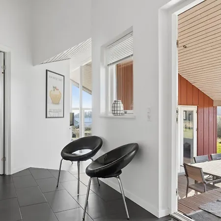 Hébergement de vacances Sea View And Space For The Whole Family *
