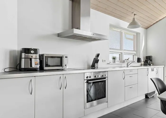 Sea View And Space For The Whole Family Augustenborg