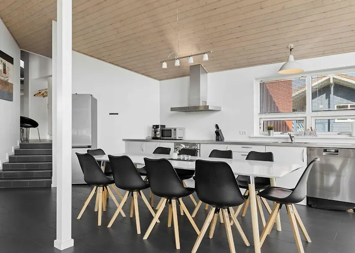 Sea View And Space For The Whole Family