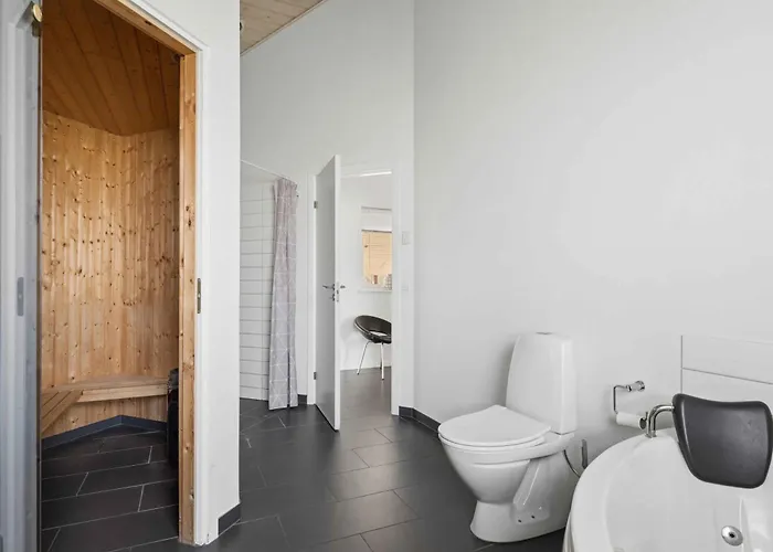 Semesterbostad Sea View And Space For The Whole Family *