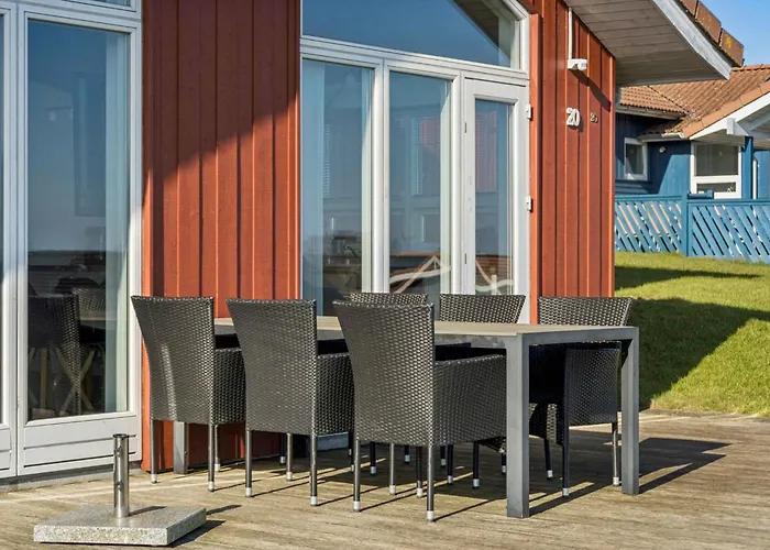 Дом отдыха Sea View And Space For The Whole Family *